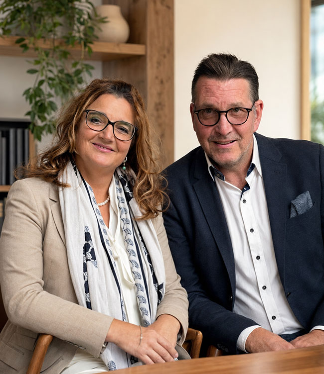 Patricia Schmitz-Butz und Stephan Butz von UP RATIO im Coachingbüro